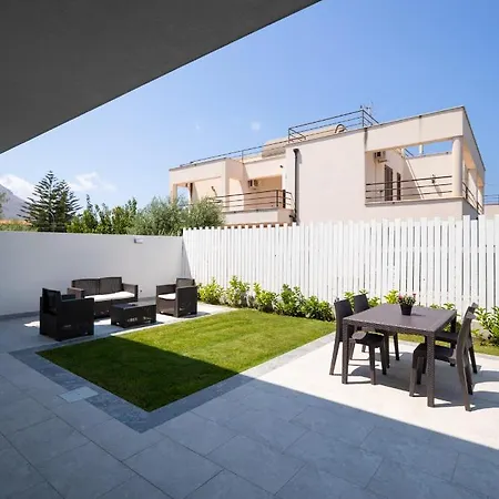 Arricampati & Bringo Car Villa *